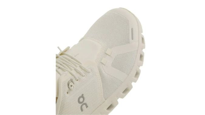 On Cloud 6 'White'