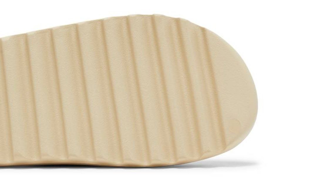 YEEZY SLIDE 'Bone'