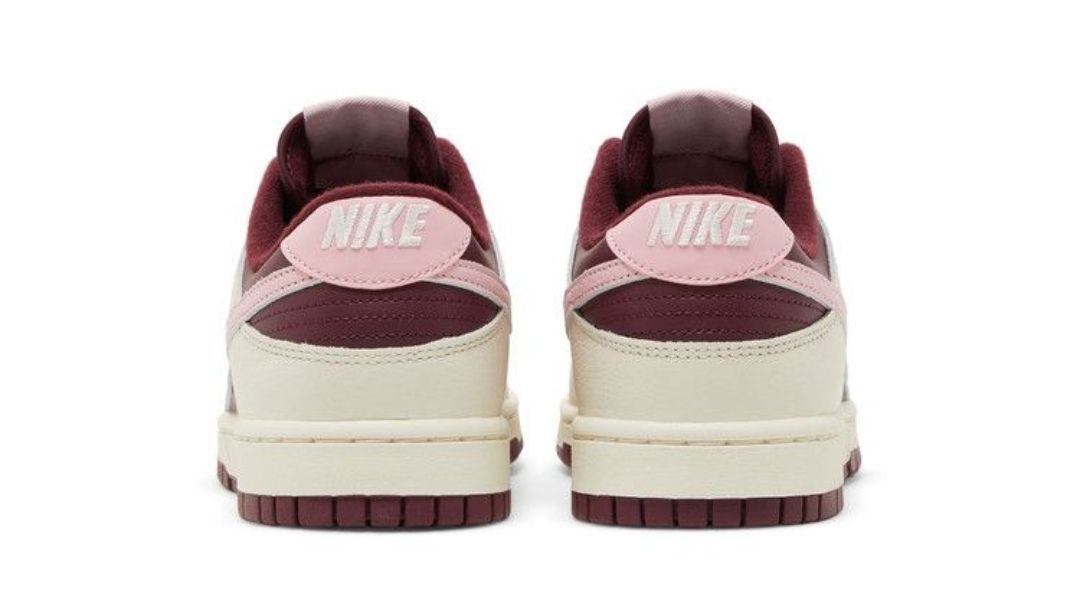 Nike Dunk Low 'Valentine's Day'