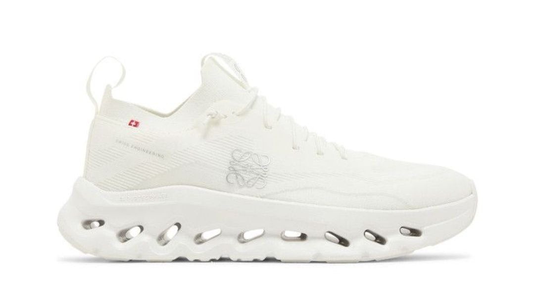 On Cloudtilt × Loewe 'All White'