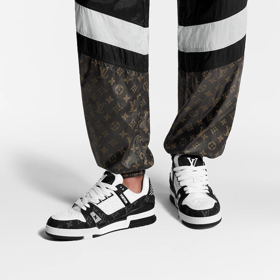 Louis Vuitton LV Trainer 'White Black White'
