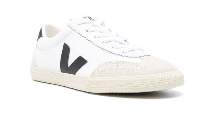 VEJA 'White Black'