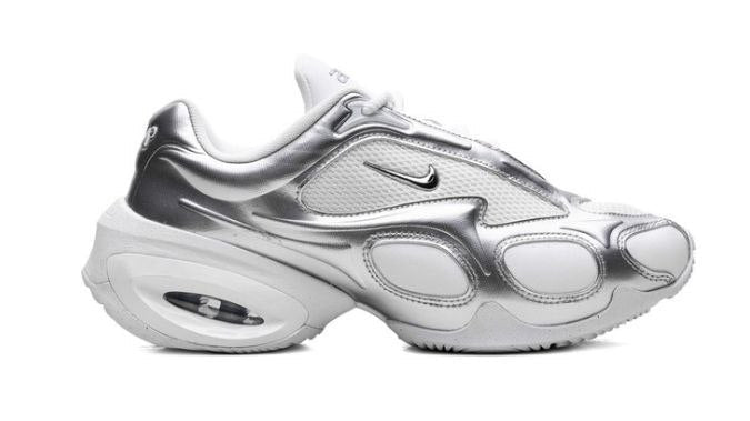 Nike Air Max Muse 'Black Meallic Silver'