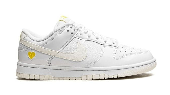 Nike Dunk Low 'Yellow Heart'
